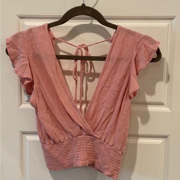 American Threads Blush Top. Ties in back. - Picture 1 of 3